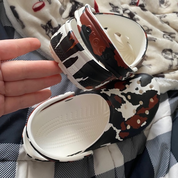 Cow crocs - Picture 3 of 3